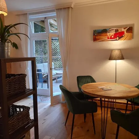 Karla Apartment *
